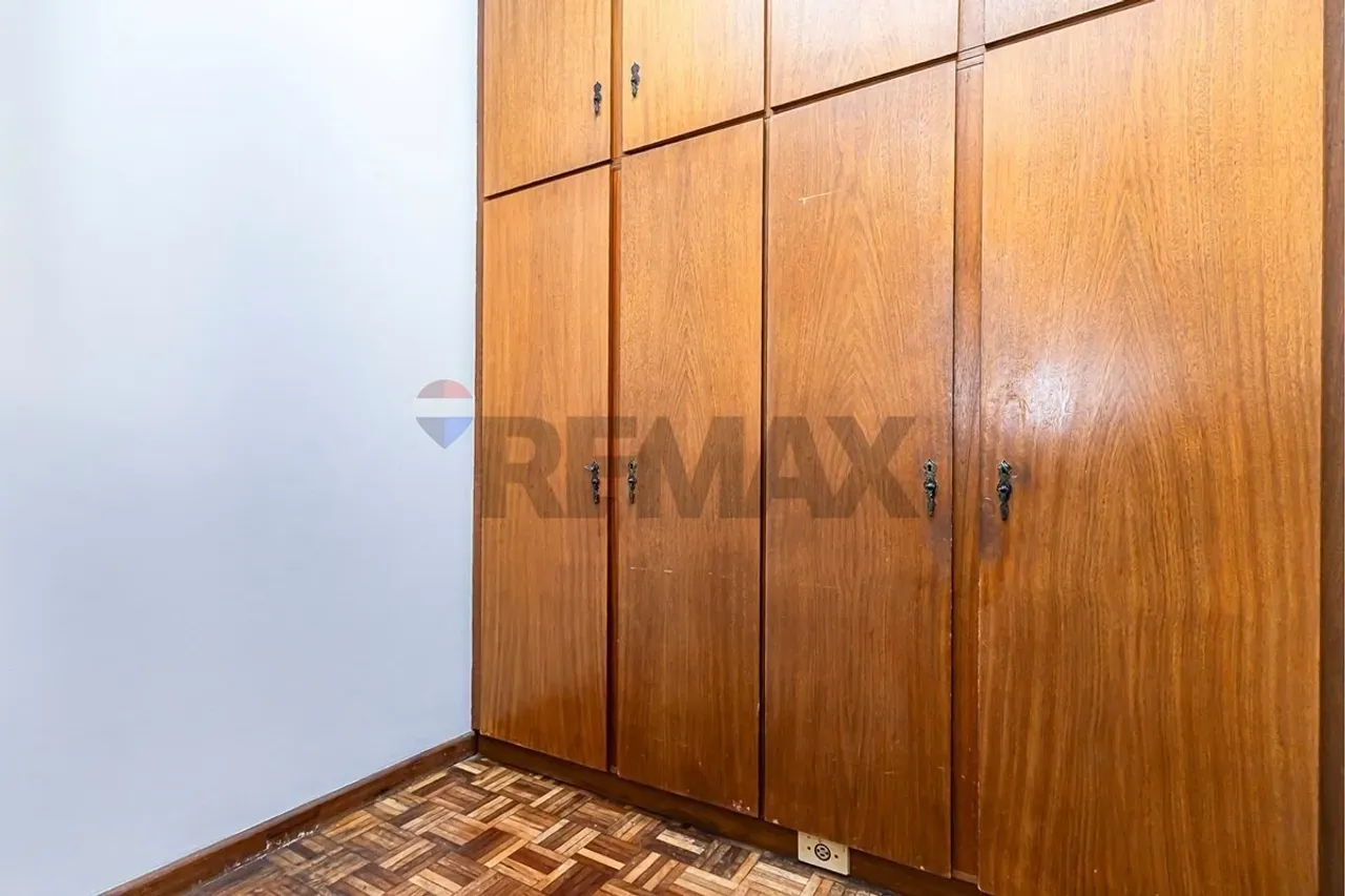 94 m² apartment with a washing machine and a home office — photo 26