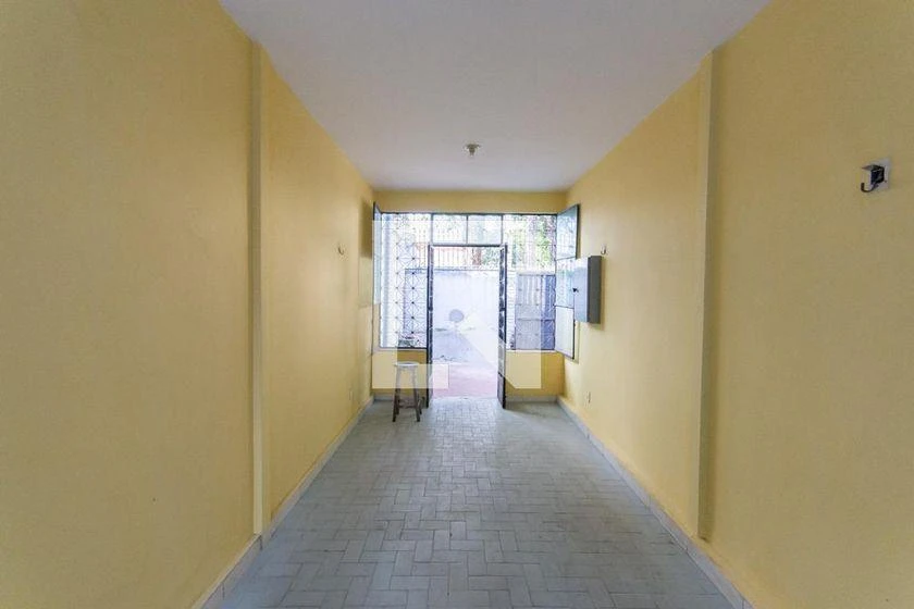 Casa para aluguel com 4 quartos e varanda, 600 m² — photo 39