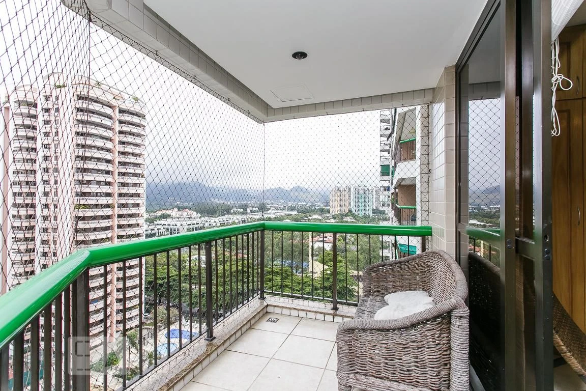 Piso amueblado con 2 dormitorios, 2 baños y 1 plaza — photo 3