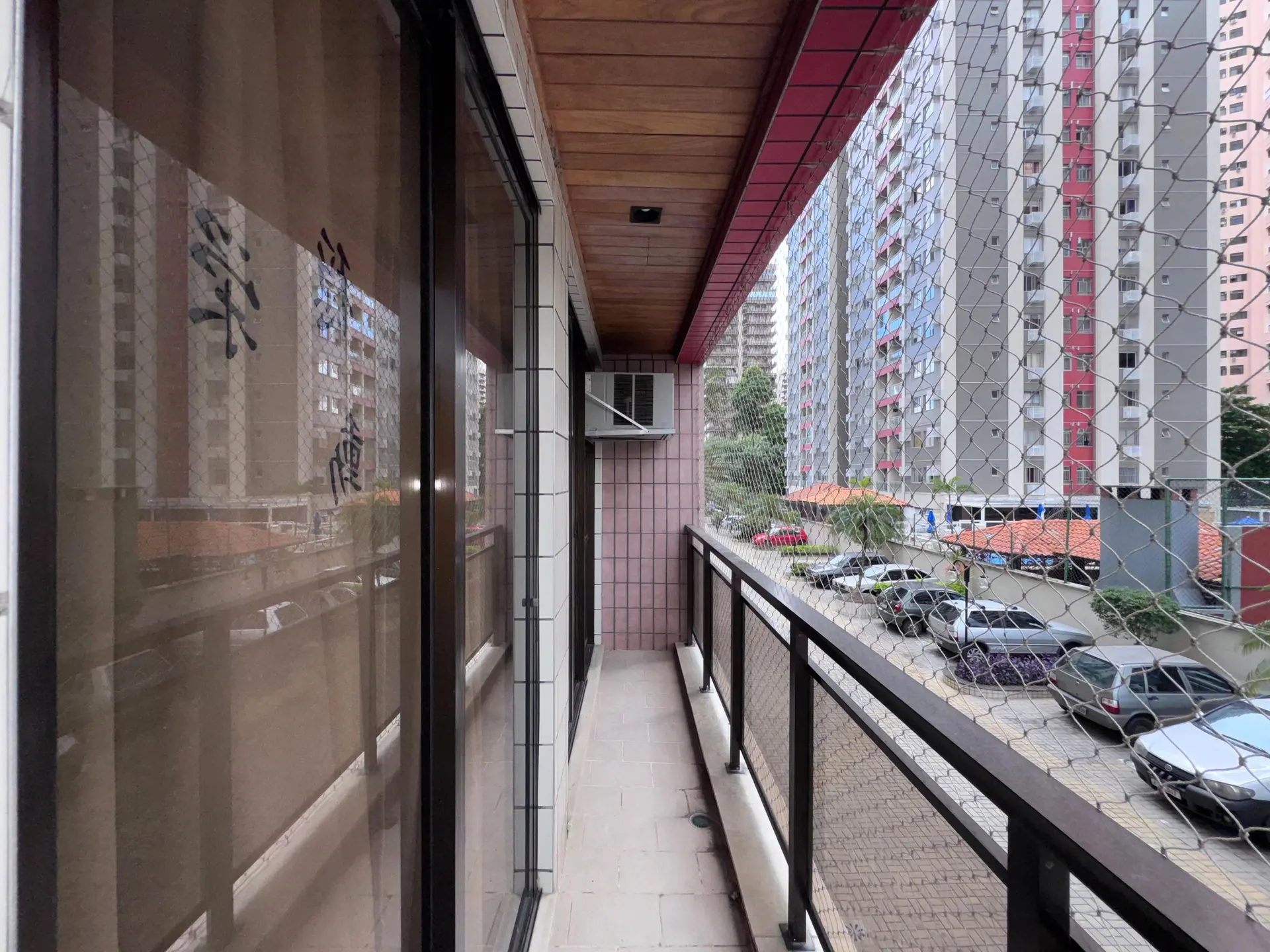 Apartamento de 3 quartos com varanda de vidro — photo 8