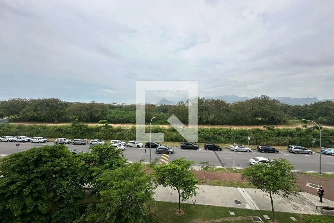 Apartamento mobiliado com 2 quartos e varanda — photo 21