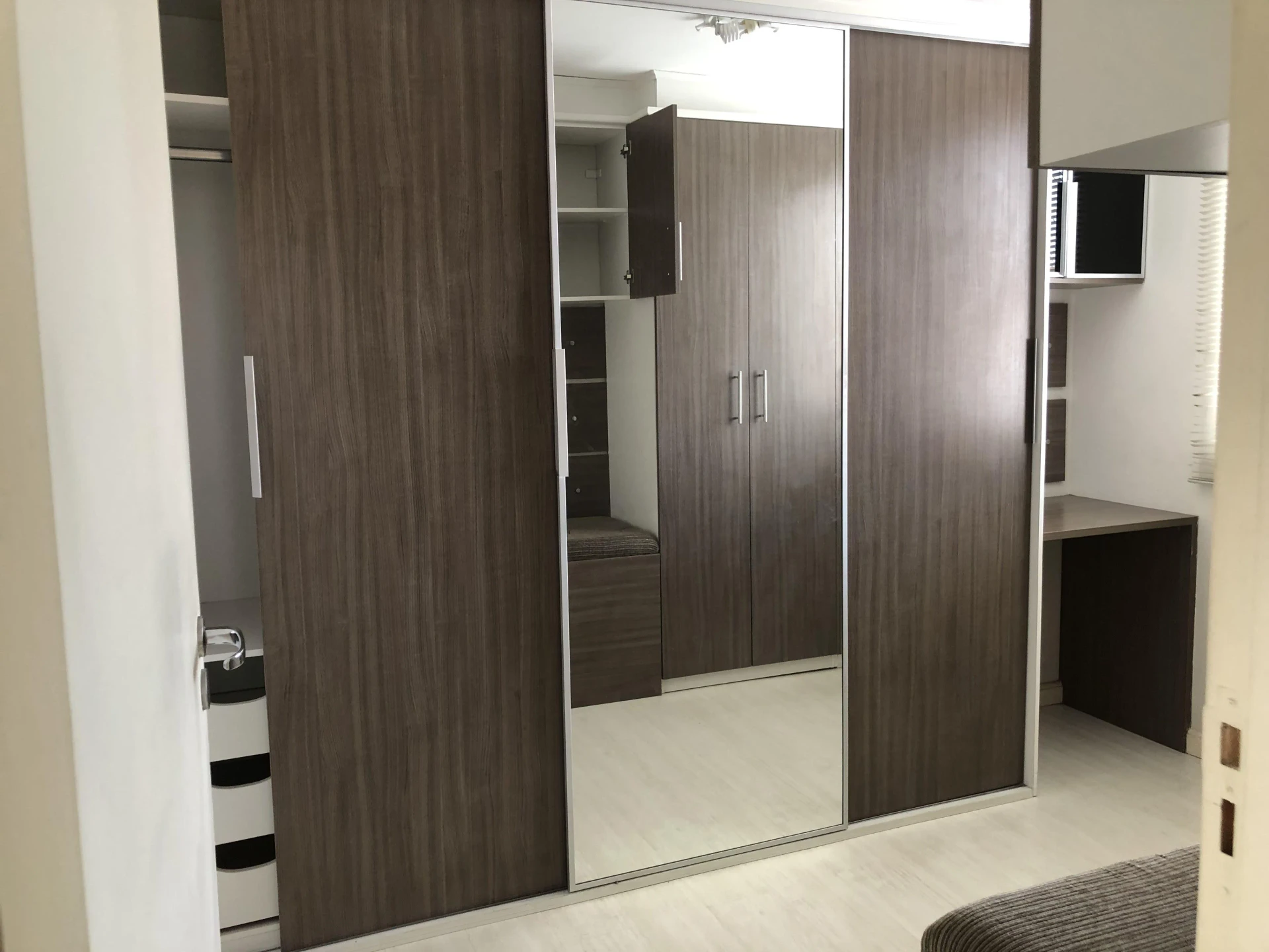 Apartamento de 138 m² com 3 quartos e varanda — photo 2