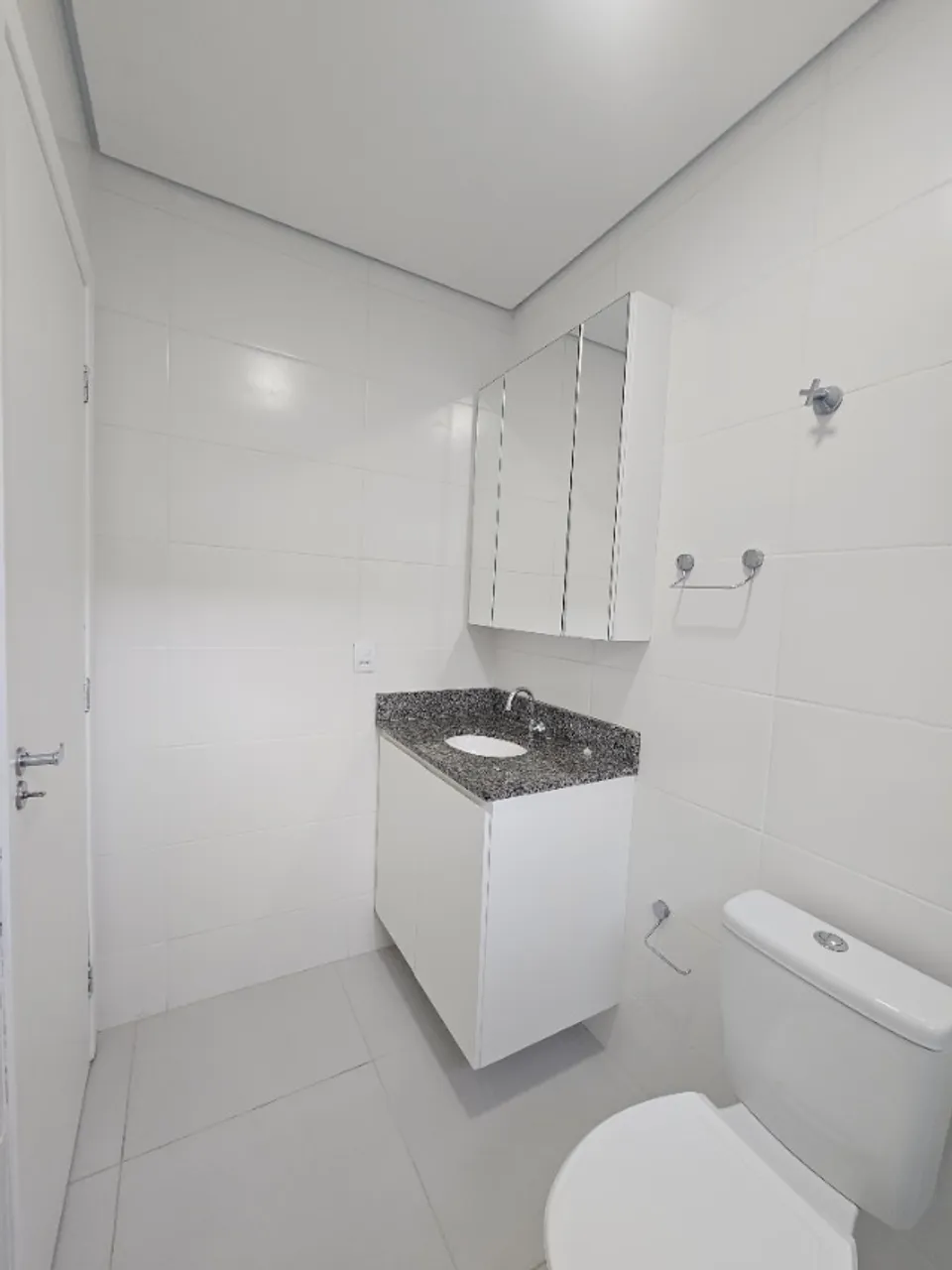 Home office in a one-bedroom apartment, 30 m² — photo 5