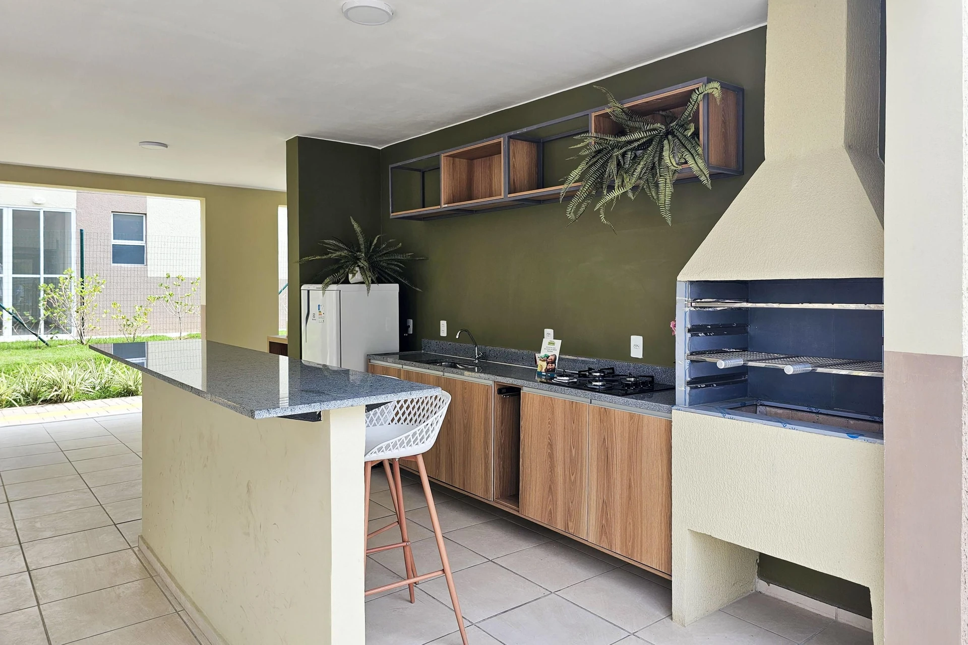 2-bedroom apartment in a building with a pool — photo 14