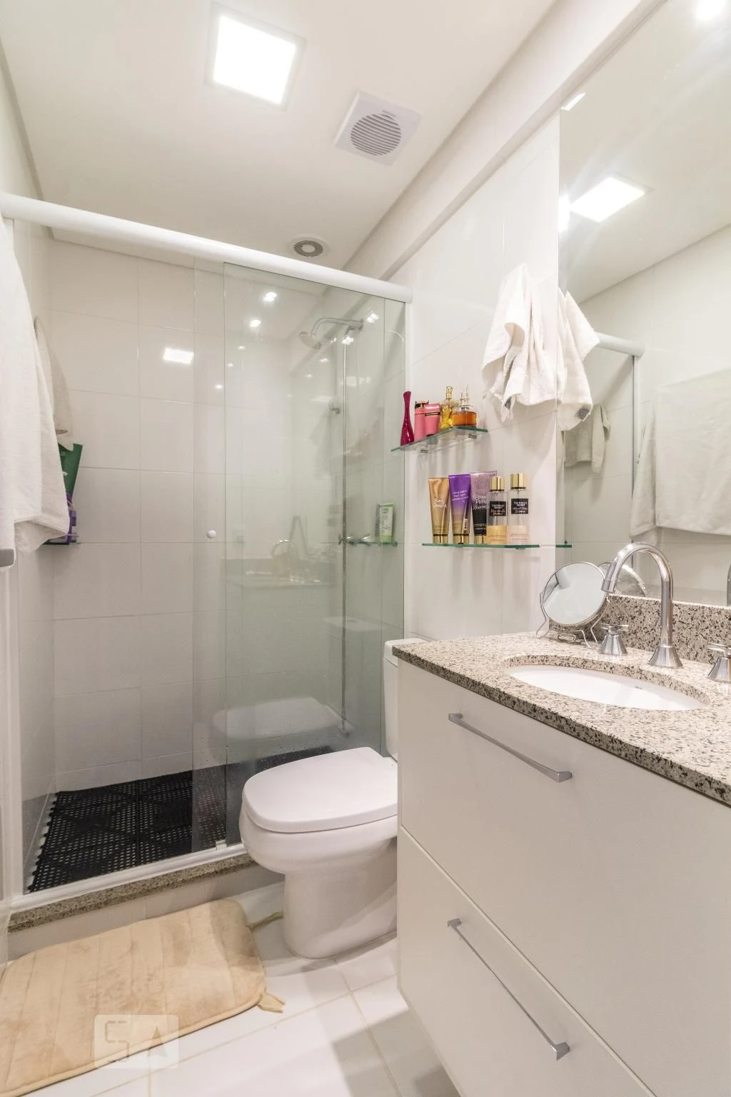 Monoambiente amueblado, 33 m², con espacio de home office — photo 11