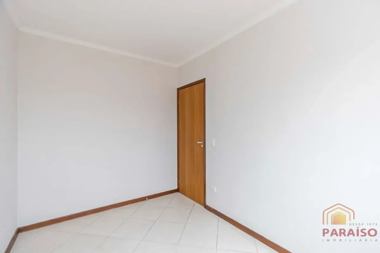 Rental apartment with 2 bedrooms and a balcony — photo 12