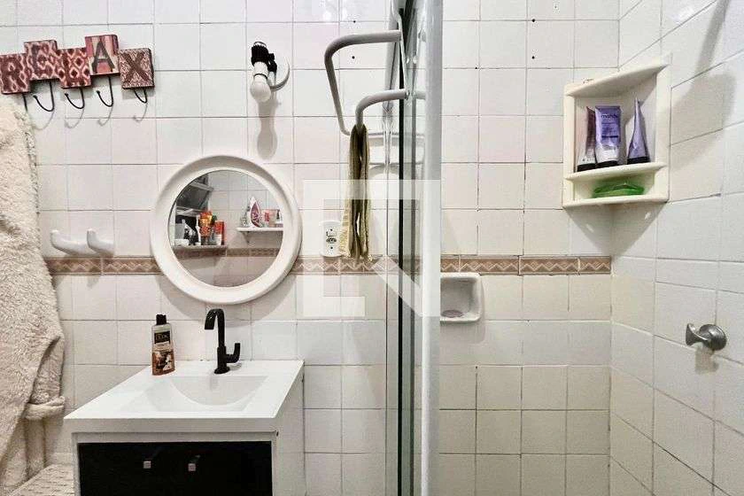 Furnished 40 m² apartment with 1 bedroom and 1 bathroom — photo 19