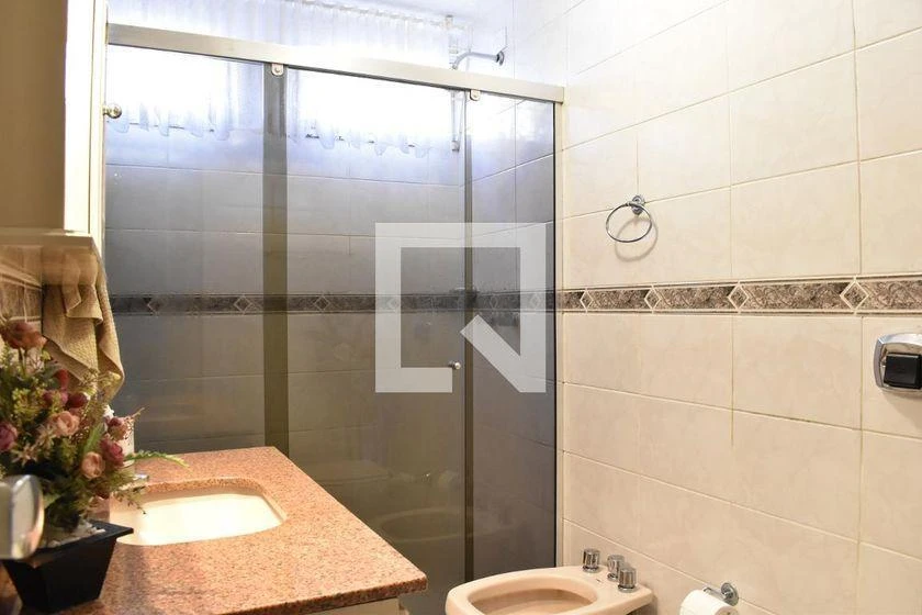3-bedroom apartment with a home office in Curitiba — photo 28