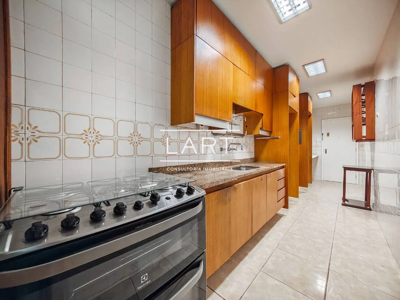 100 m² apartment with 2 bedrooms and closed gas kitchen — photo 4
