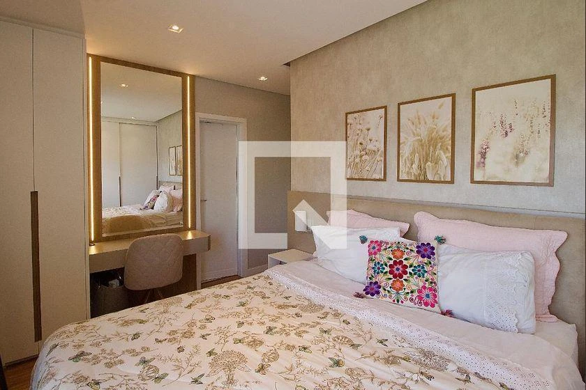 Home office in a 2-bedroom apartment, 80 m² — photo 10