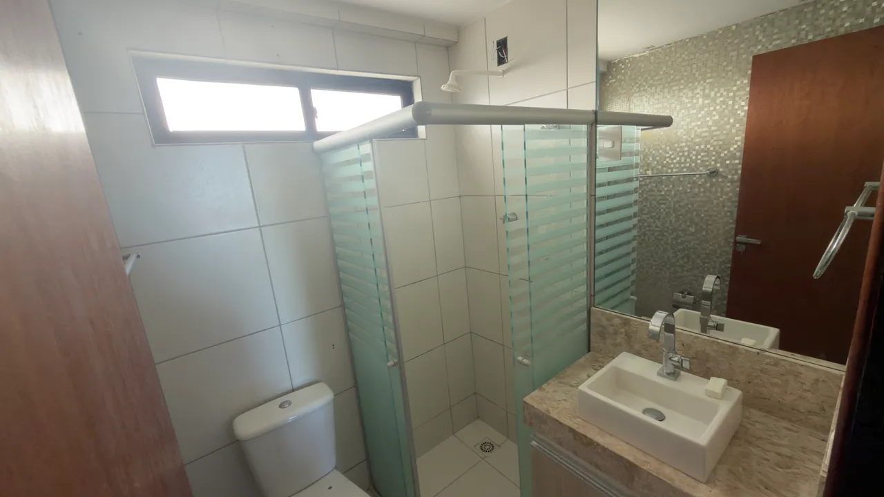 Unfurnished apartment with 2 bedrooms and 2 bathrooms — photo 7