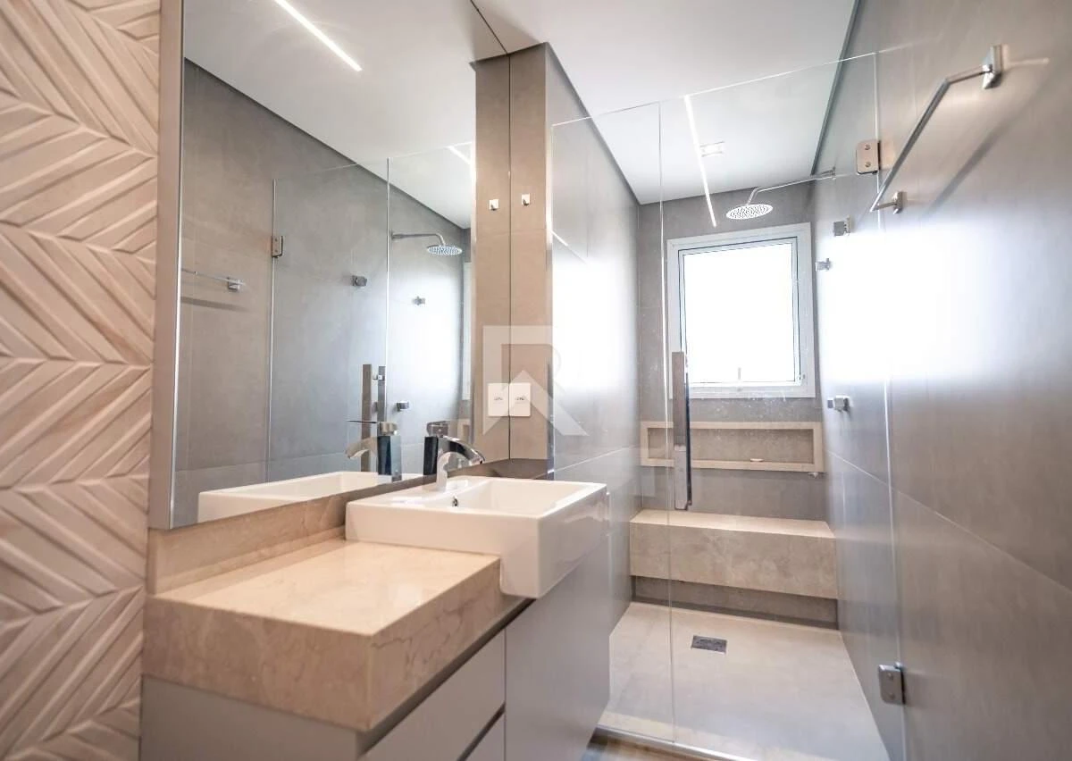 4 en-suite apartment with 373 m² and 5 parking spots — photo 40