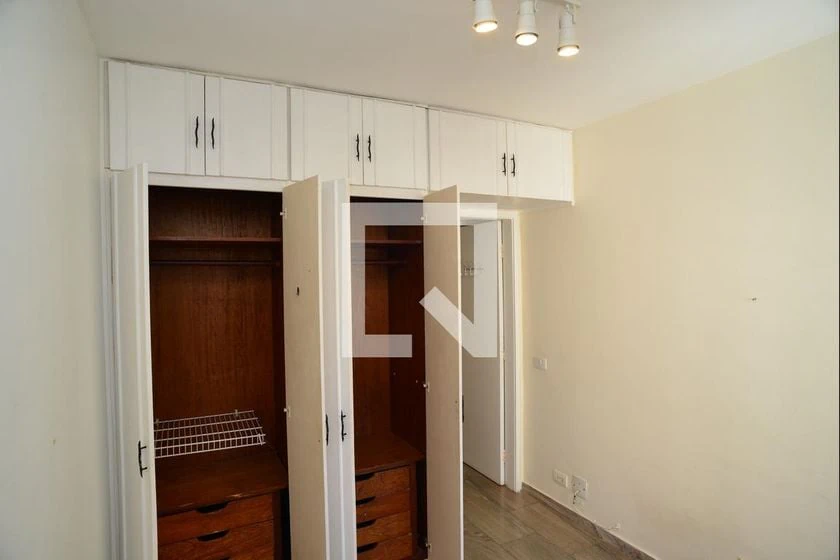 82 m² rental apartment with 2 bedrooms and enclosed balcony — photo 27