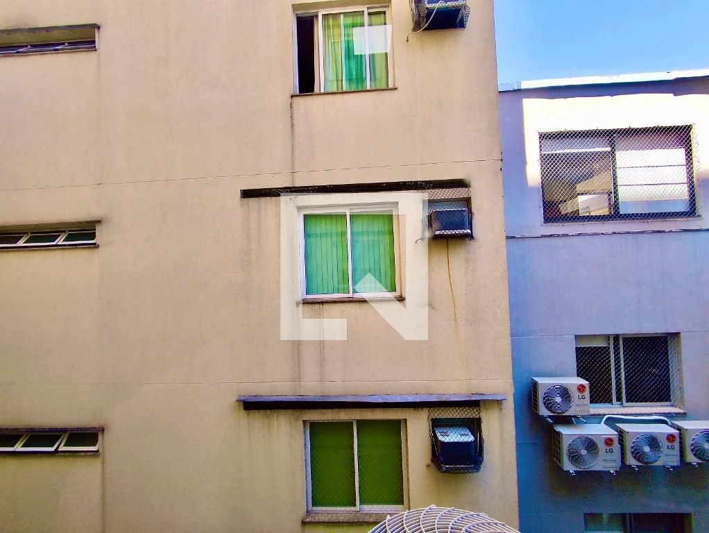 Furnished 1-bedroom apartment with open kitchen — photo 41