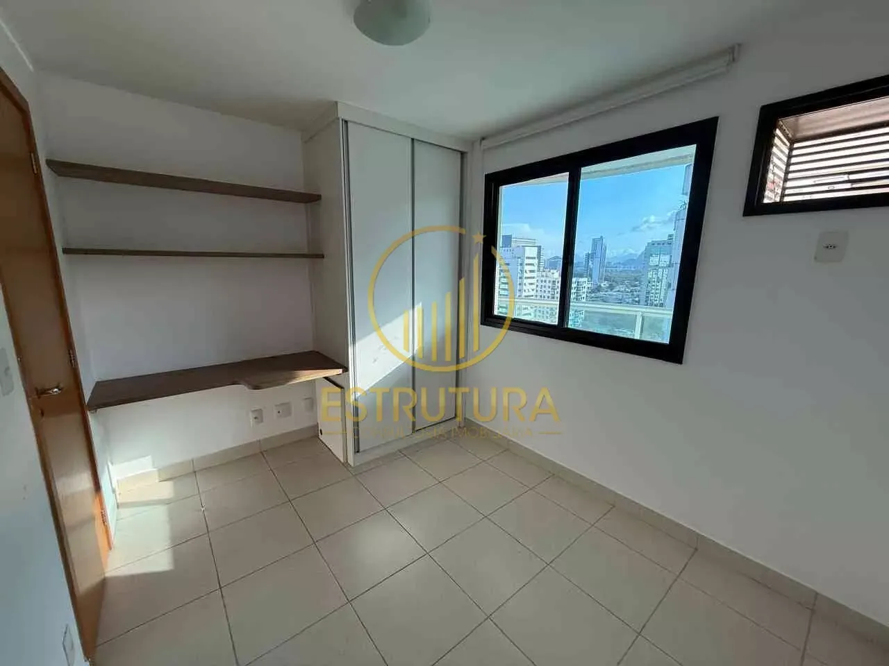 Rental apartment with 2 bedrooms and a balcony — photo 16