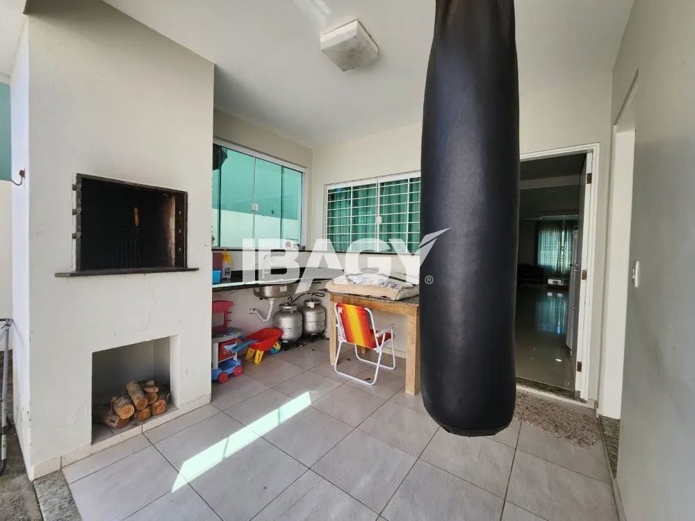 Furnished house, 157 m², with a walk-in closet — photo 38