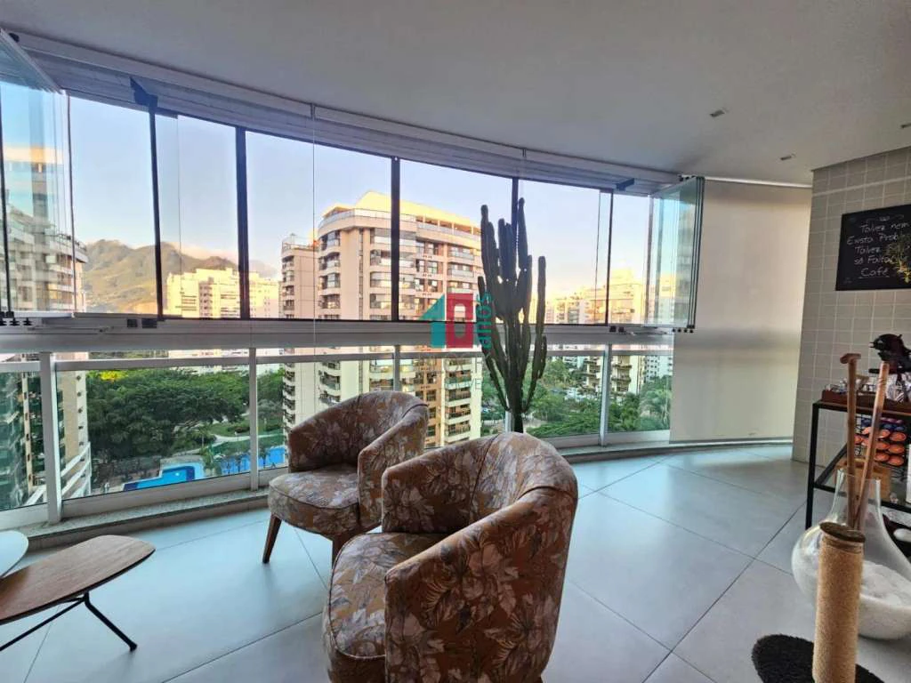 4-bedroom apartment with 158 m² and 2 parking spaces — photo 3
