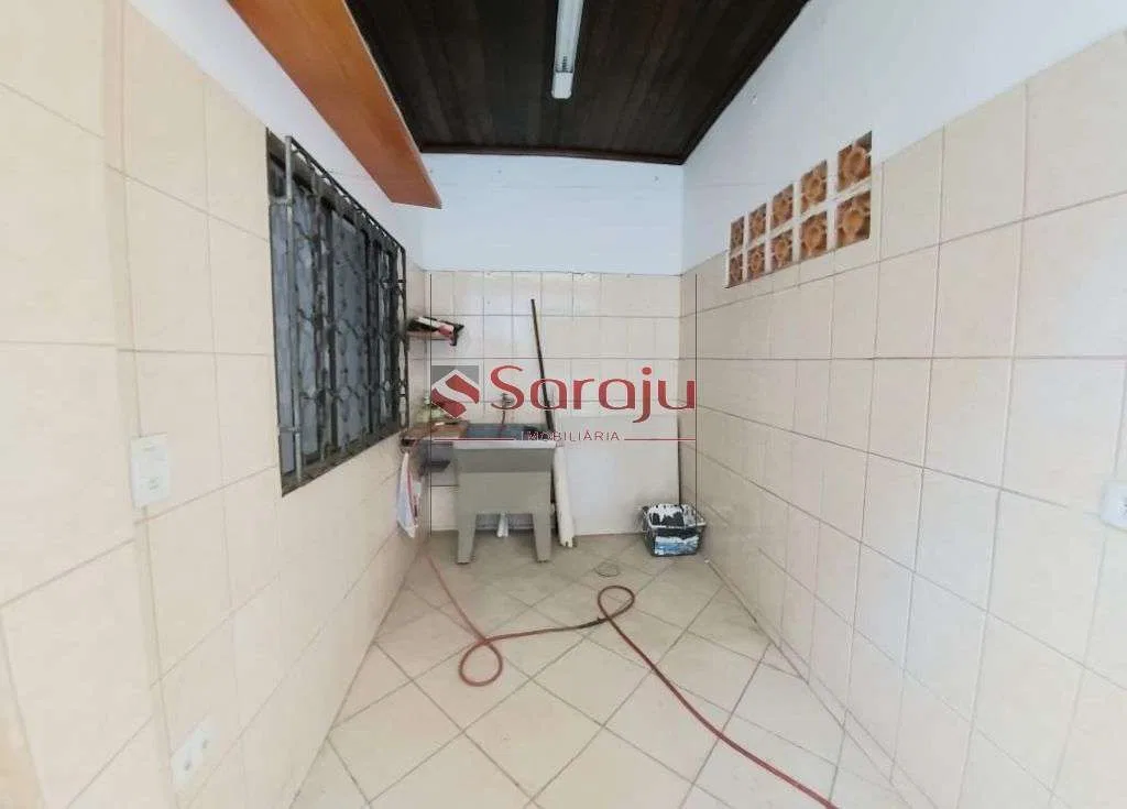 Glass-enclosed balcony in a 4-bedroom house, 150 m² — photo 10