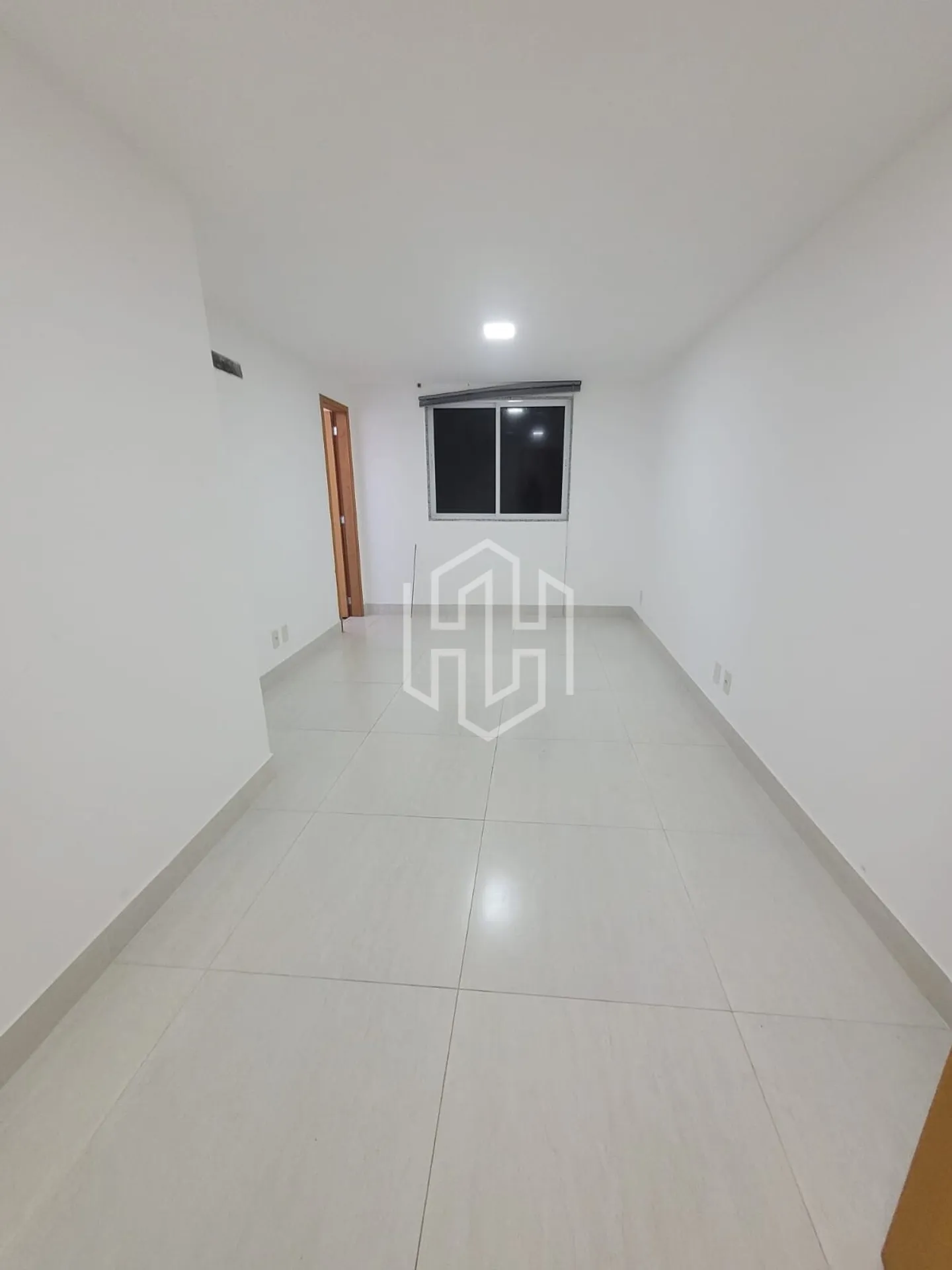 4-bedroom apartment with a water view in Rio de Janeiro — photo 11