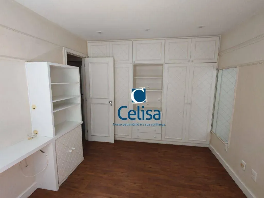 Furnished 294 m² apartment with a balcony grill — photo 32