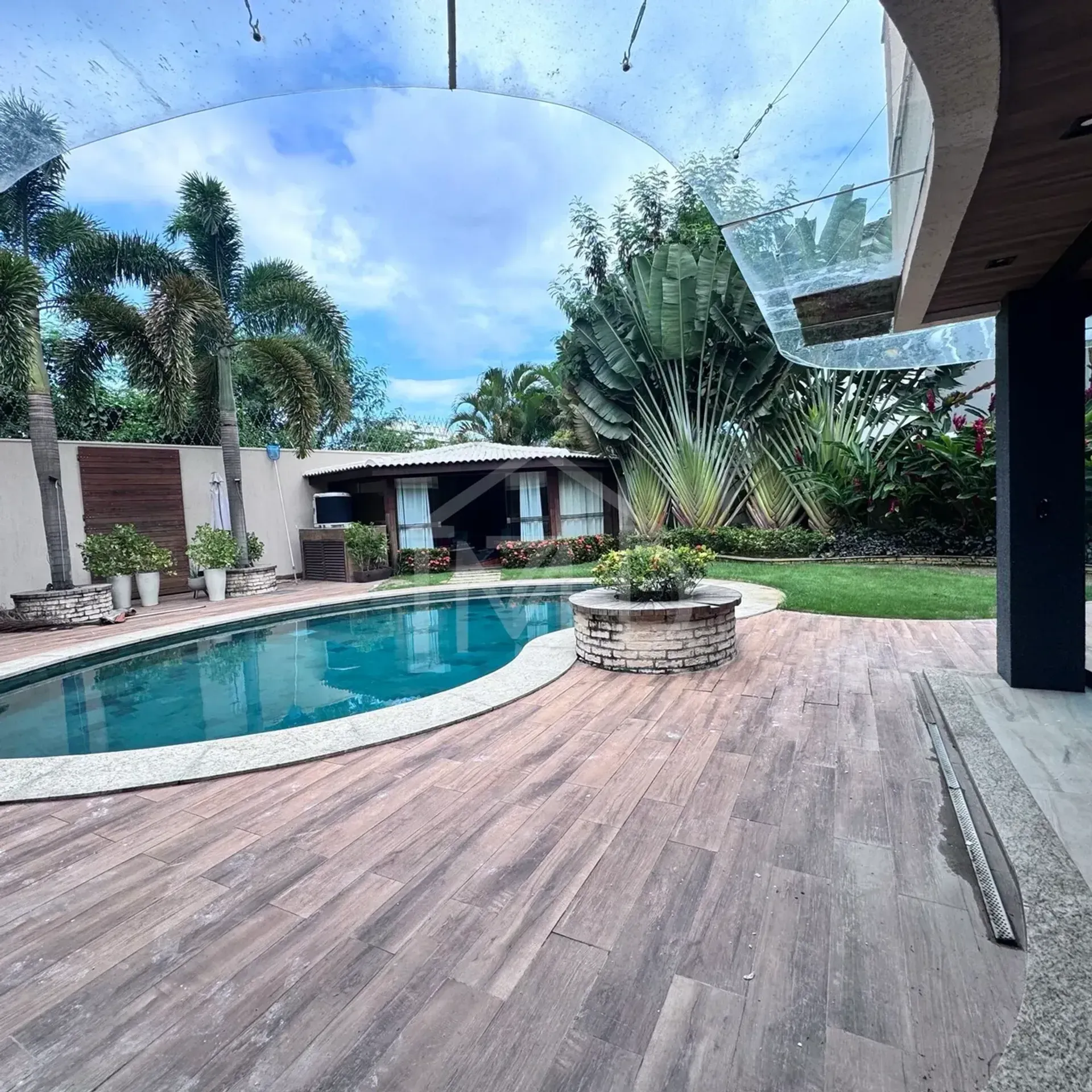 Furnished house with 4 bedrooms and 5 bathrooms, open kitchen — photo 20