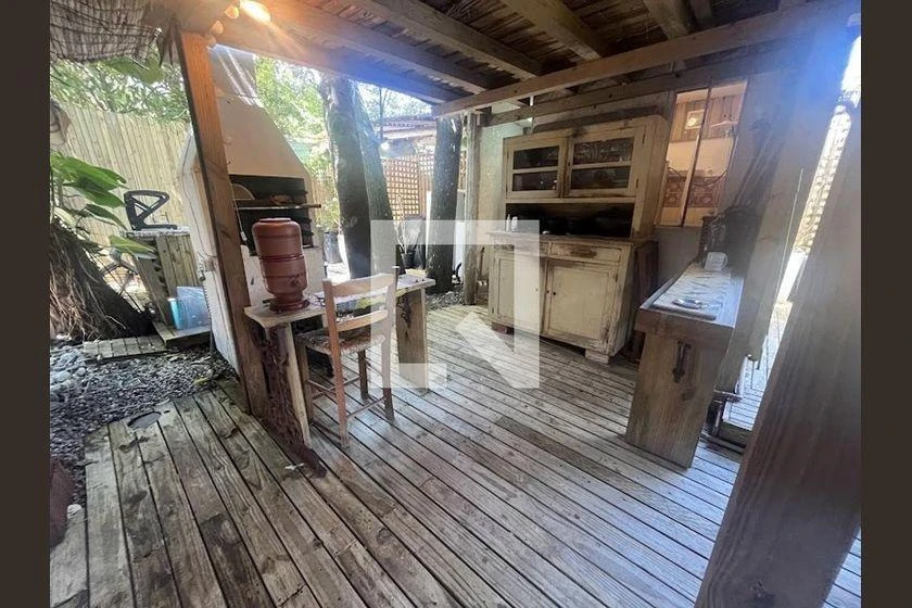 Furnished house, 322 m², with a grill on the balcony — photo 16