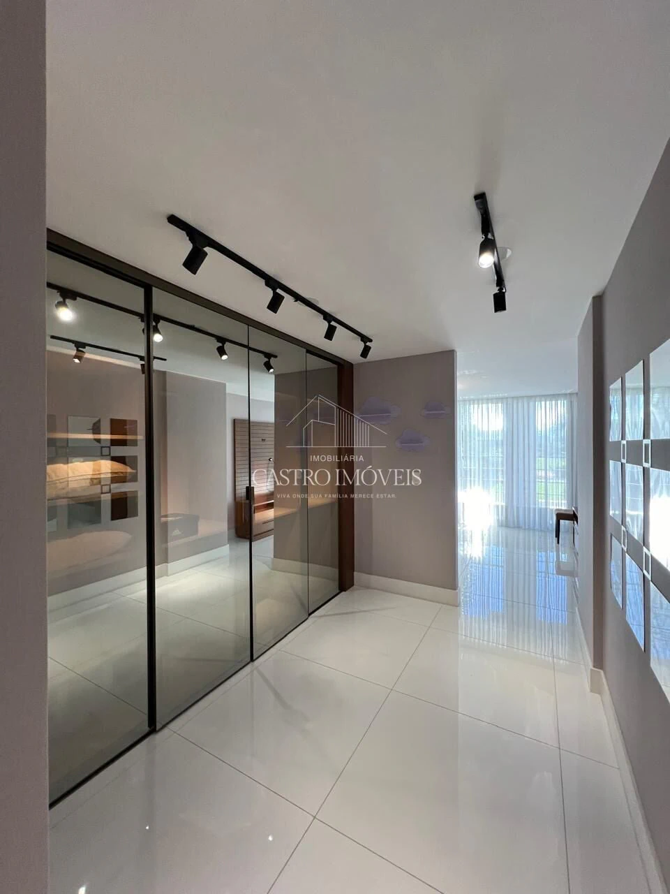 House 980 m² with 4 en-suite bedrooms and gas kitchen — photo 18