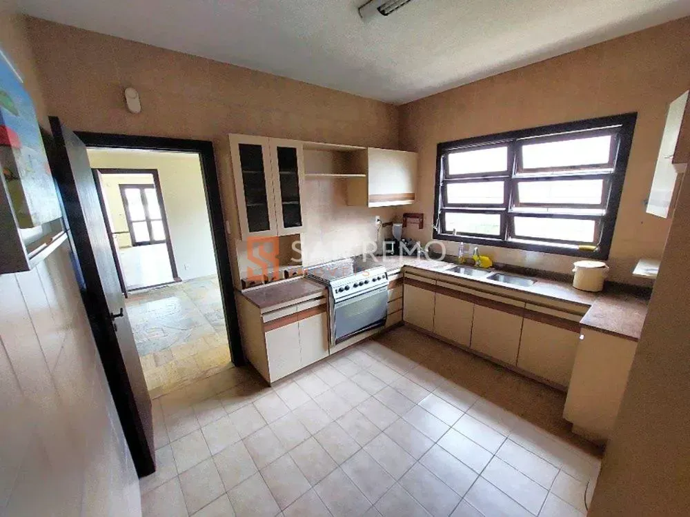 Furnished house 365 m² with 7 bedrooms and 7 bathrooms — photo 2