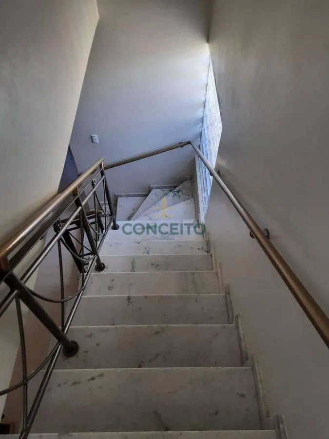Casa en alquiler con 6 dormitorios y 420 m² — photo 15