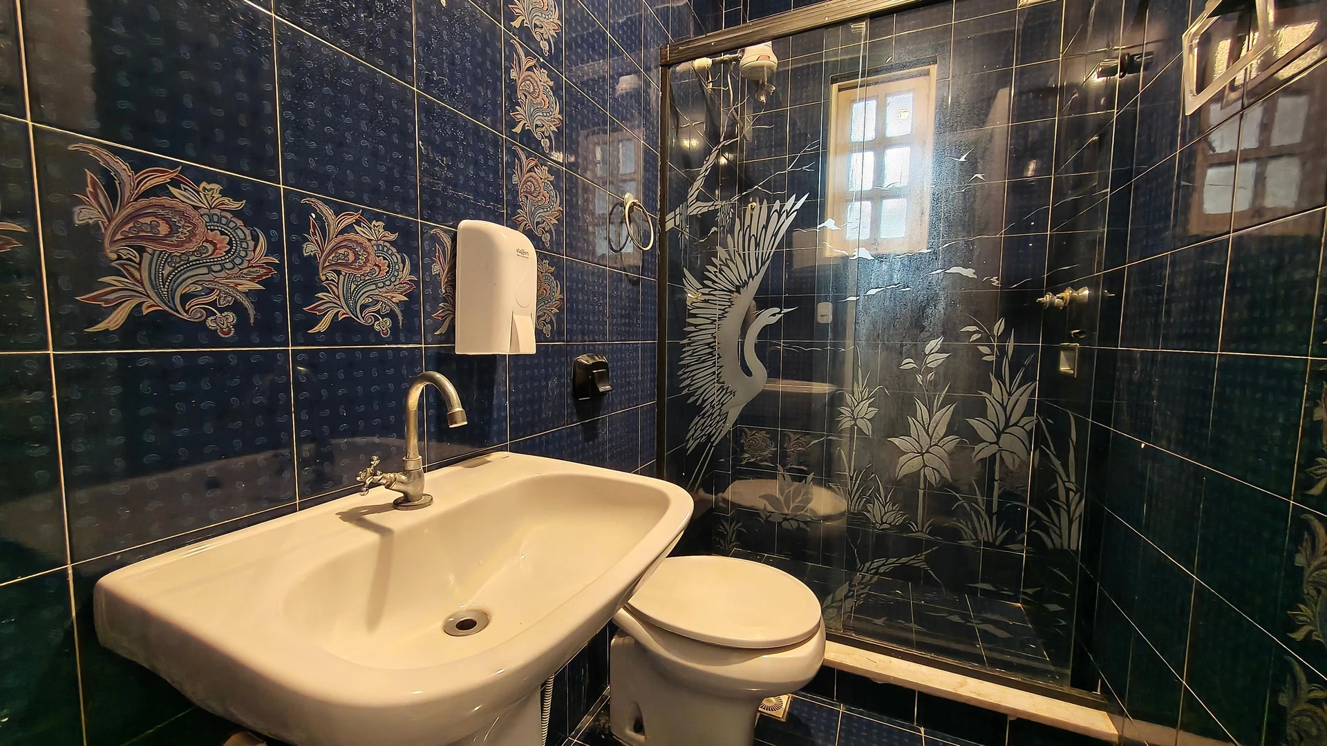 House, 250 m², with a bathtub — photo 44