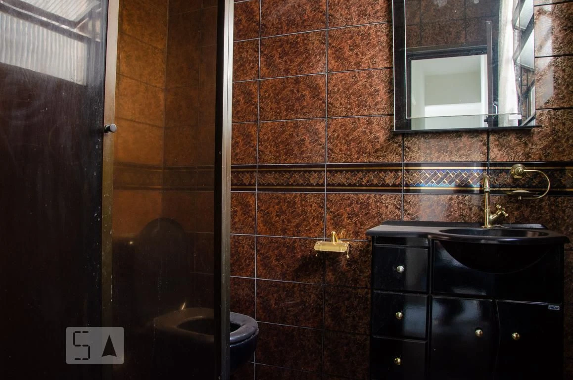 2-bedroom apartment with separate kitchen and gas stove — photo 7