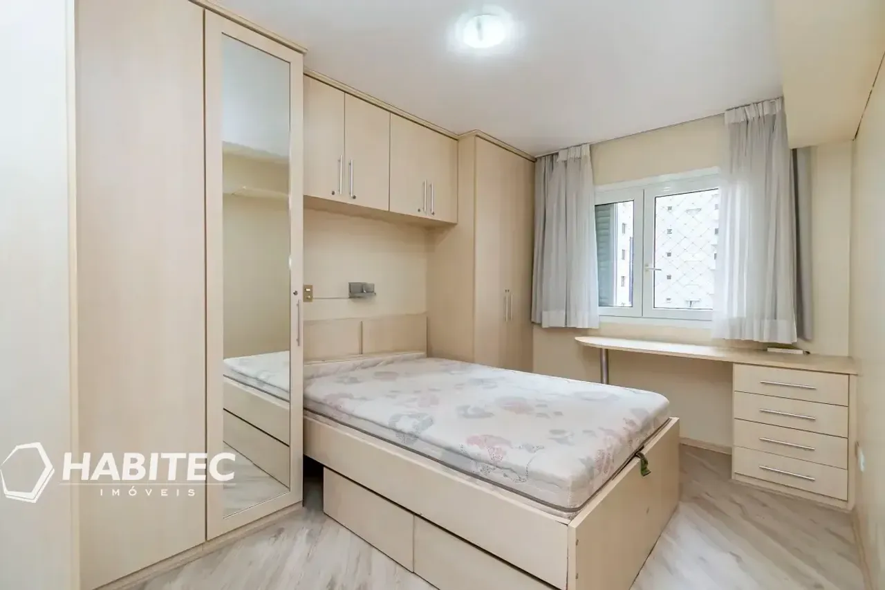 Apartamento de 3 dormitorios con zona de lavandería — photo 9