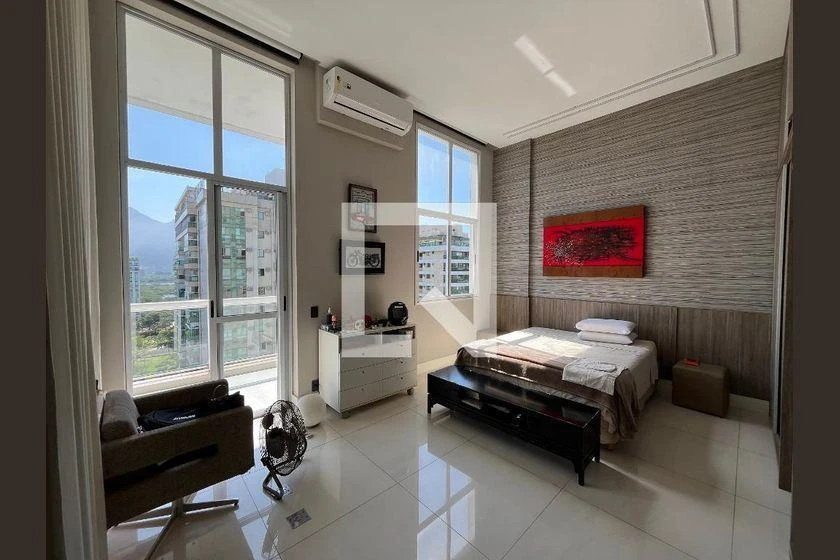One-bedroom apartment with a mountain view — photo 27