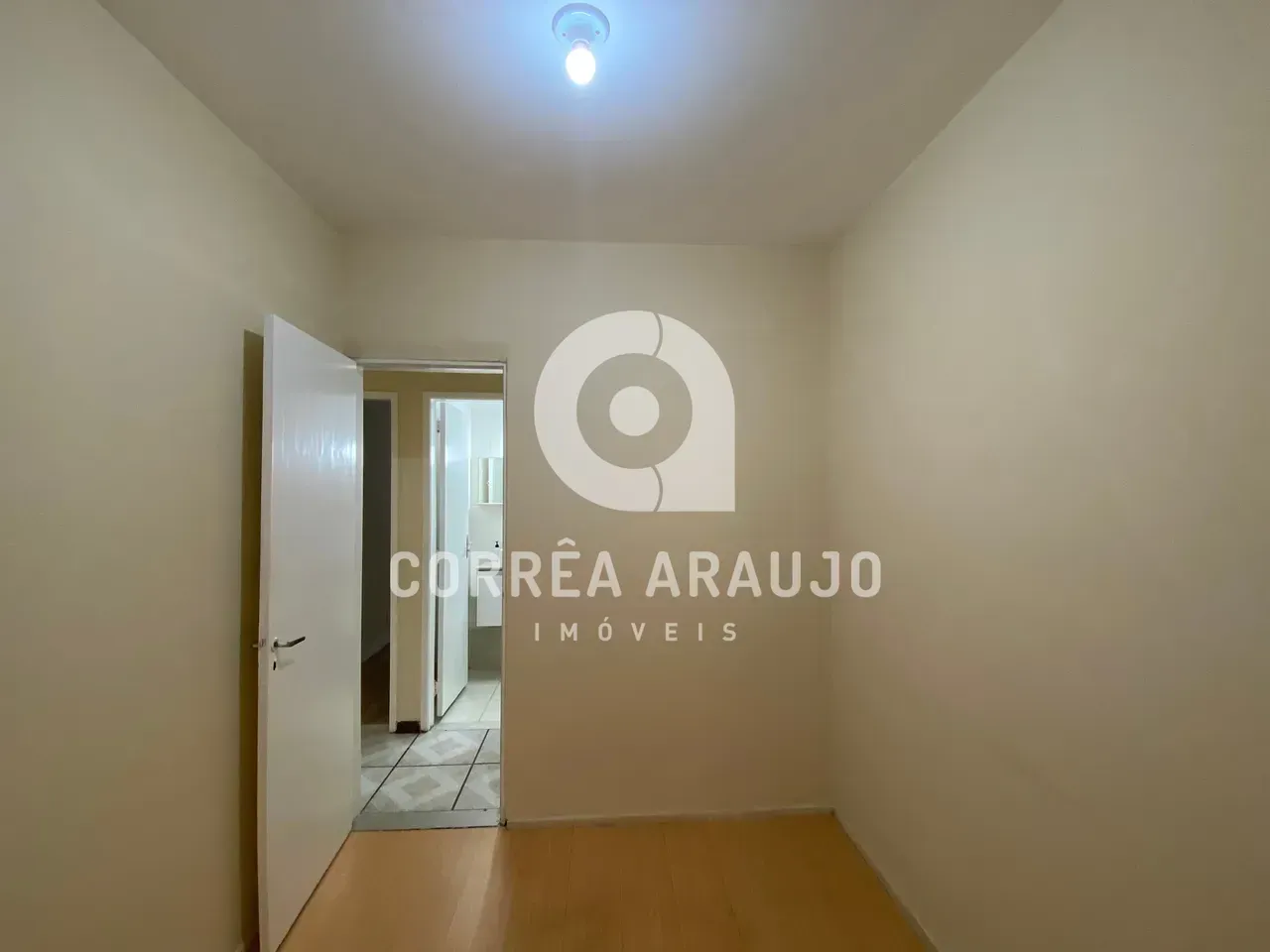 Apartment with 2 bedrooms, balcony and 1 parking space — photo 16