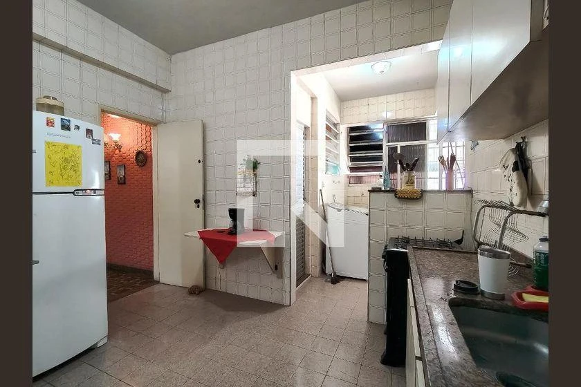 Apartamento com 3 quartos e cozinha fechada — photo 33