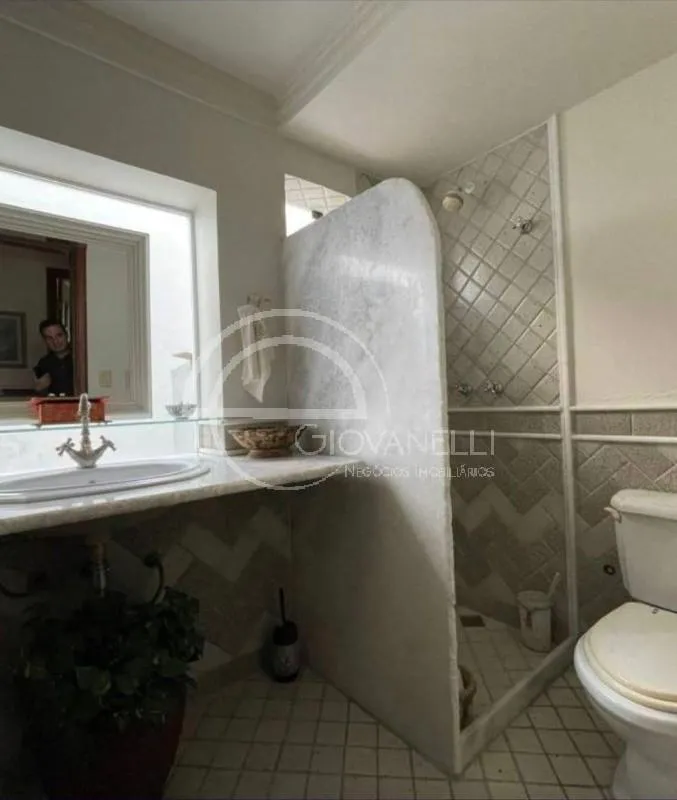 Furnished residential house with 4 bedrooms and 4 bathrooms — photo 26