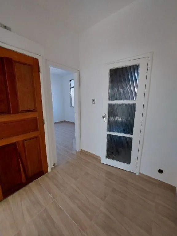 Квартира 80 м² із заскленим балконом та видом на гори — photo 17