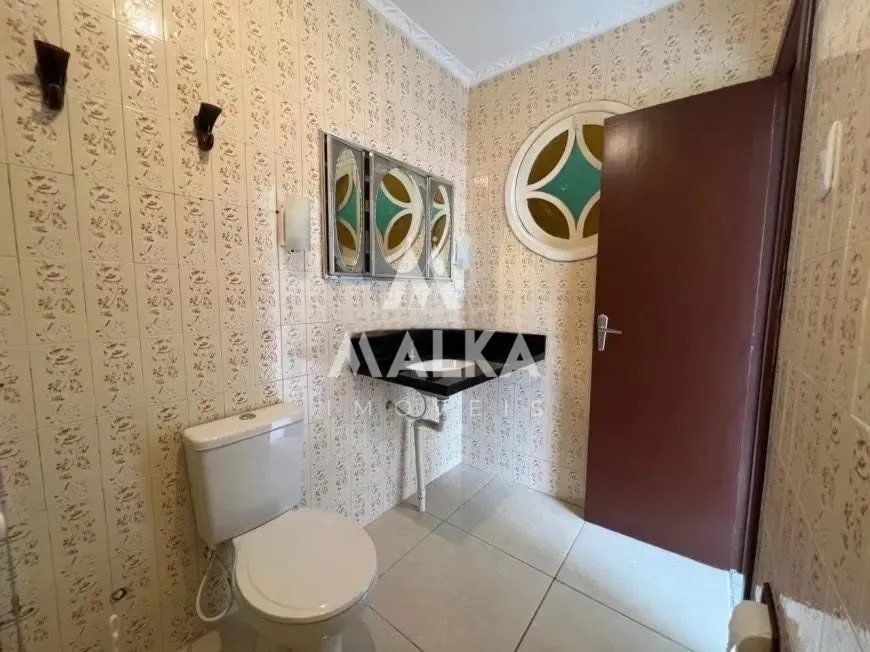 Дом 200 м² с 3 спальнями и ванной при спальне — photo 7