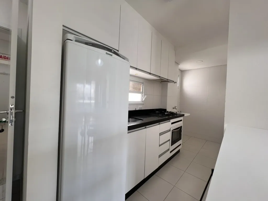 One-bedroom apartment in a building with a pool — photo 2