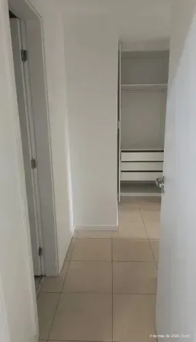 Apartamento con 2 dormitorios, 2 baños y balcón — photo 20