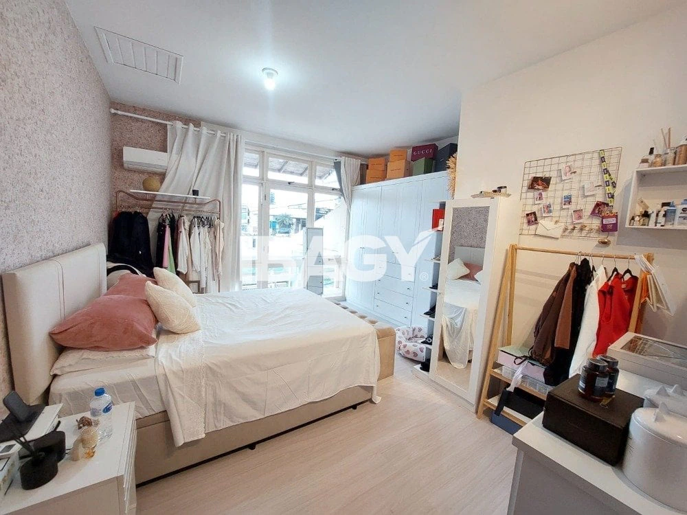 4-bedroom house, 1 with its own bathroom, 157 m² — photo 13