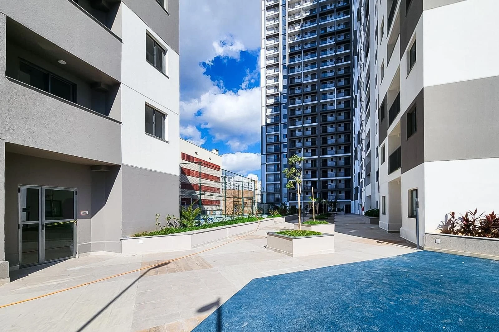 3-bedroom apartment with a water view in Rio de Janeiro — photo 6