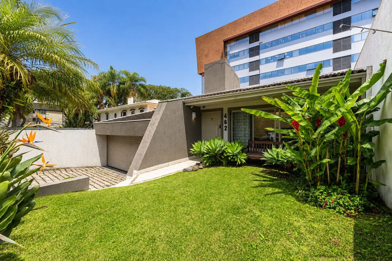 3-bedroom house with heated pool and independent office — photo 4
