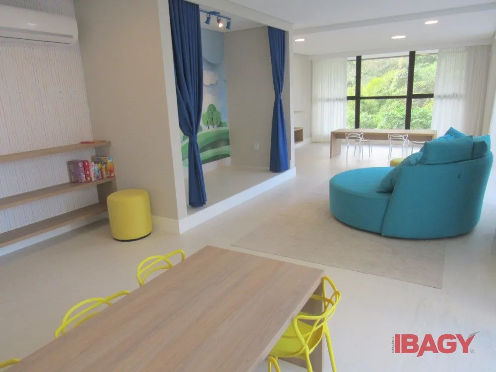 2-bedroom apartment in a building with a sauna — photo 20