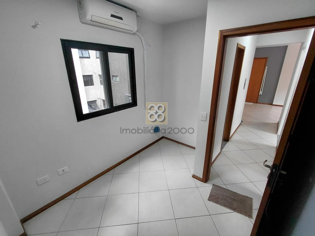 Незамебльована квартира 86 м² з 2 спальнями — photo 10