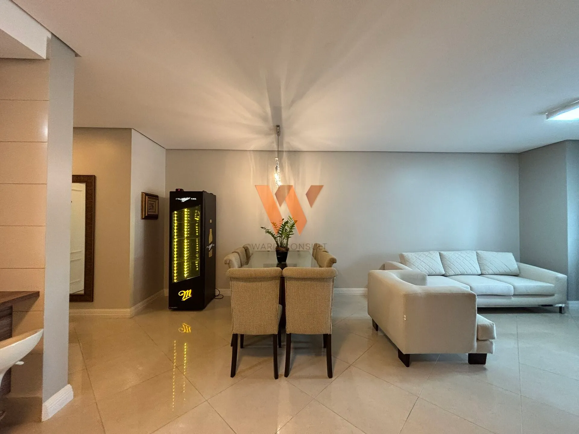 Furnished apartment with 3 en-suites and 236 m² — photo 6