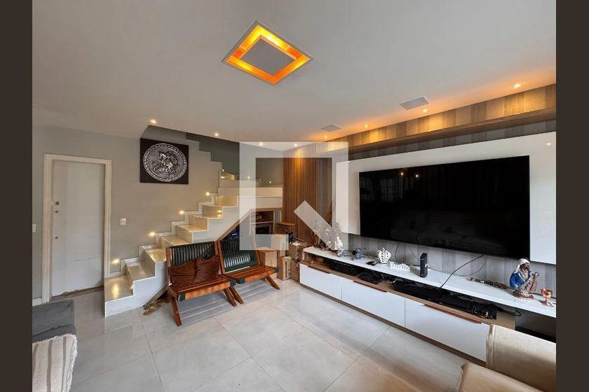 Furnished 4-bedroom house for rent with 175 m²