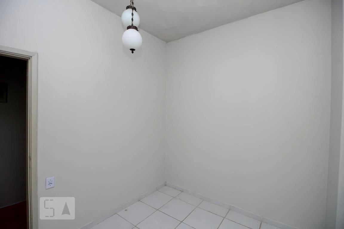 Unfurnished 2-bedroom apartment with 1 bathroom — photo 17