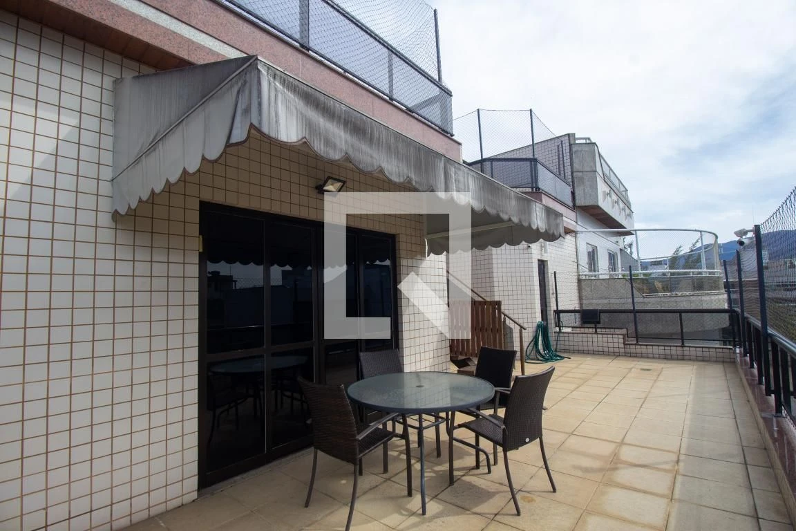 Apartamento mobiliado com 4 quartos e jacuzzi no prédio — photo 3