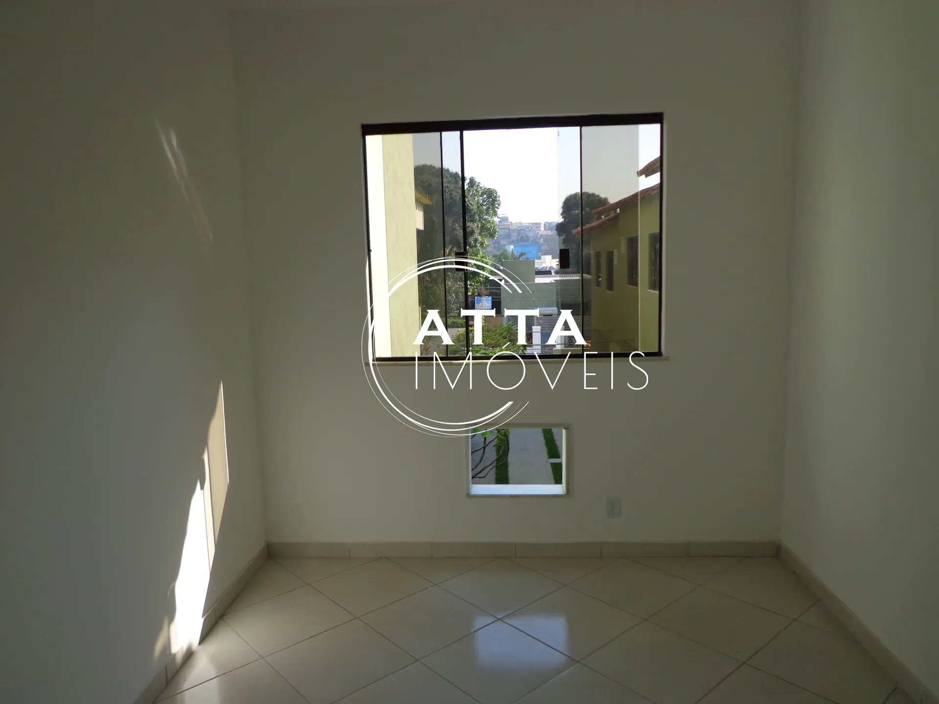 Casa con 3 dormitorios y 2 baños y 1 plaza de aparcamiento — photo 28